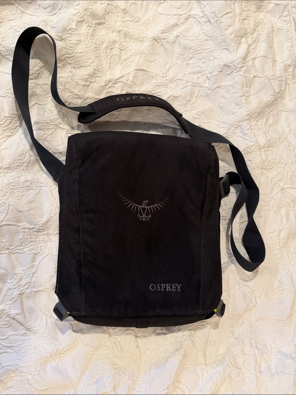 OSPREY Black Messenger Shoulder laptop tablet bag